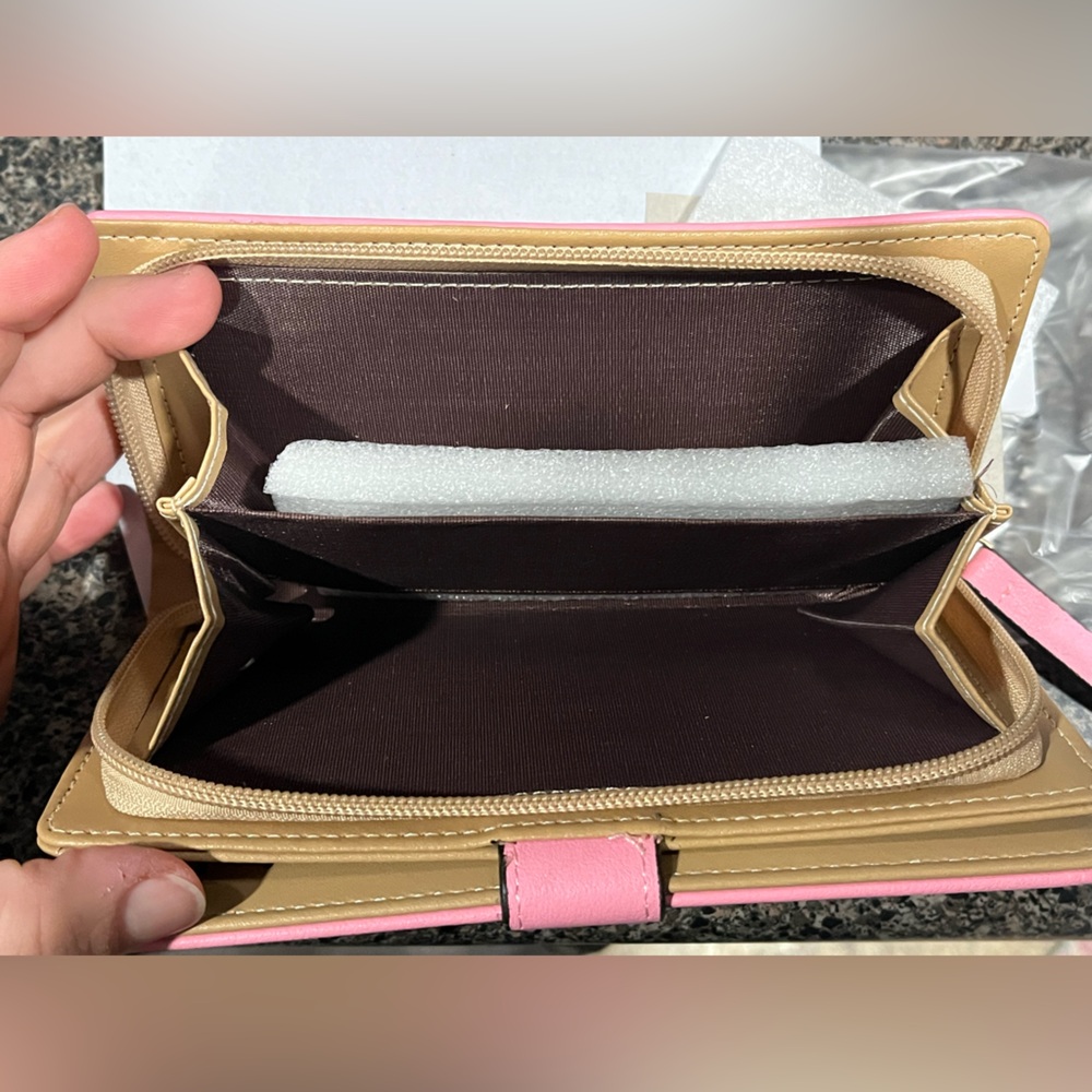 Pink Wallet with Gold Leaf Accents - Picture 3 of 9